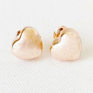 3/$25 ❤️ Caracol Rose Gold Little Heart Studs